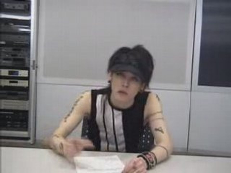 Miyavi - Crazy Comment