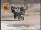 CRASH Moto, wheeling et chute