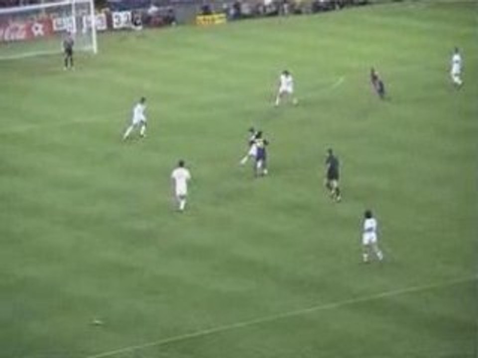 Ronaldinho Gaucho - Dribbles 1 - Barcelona