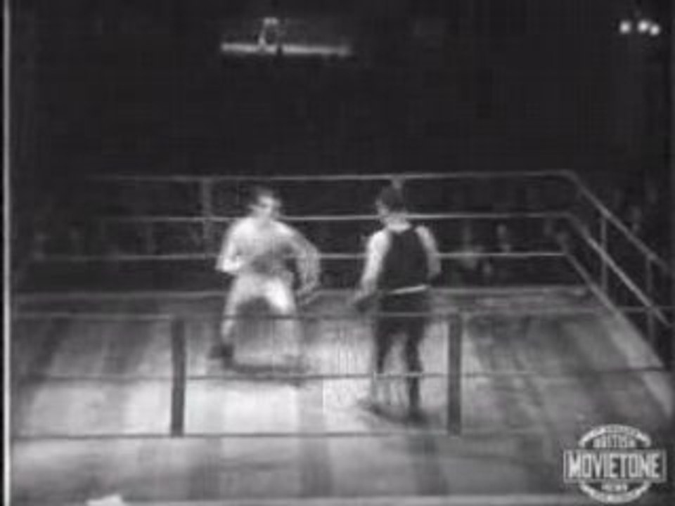 Boxe-francaise en 1934 (No fake pour les parano)