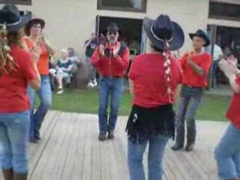 GRANDVILLIERS COUNTRY DANCE