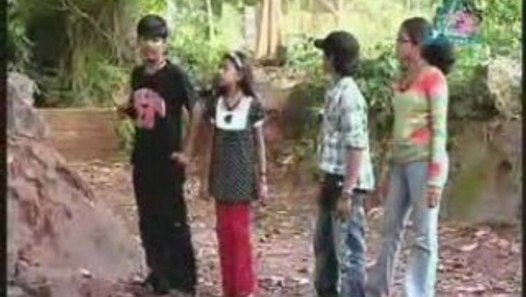 Hello kuttichathan cast name