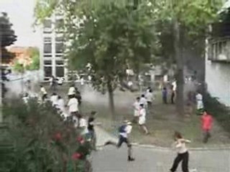 Bizutage Mesures Physiques 2008 TOULOUSE!!! [Part1/2]