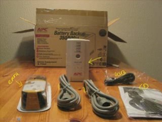 Uitpakken en aansluien APC CS350