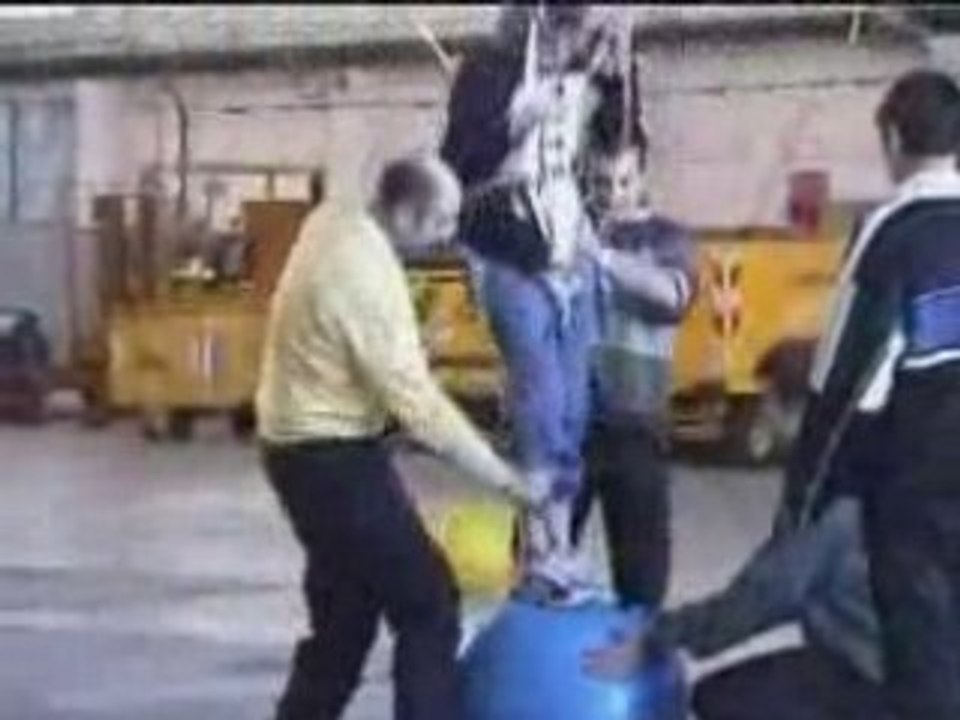 Ballon à hélium et syndrome cérébelleux