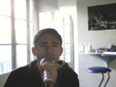 Wiwi égratigne éteins la lumière