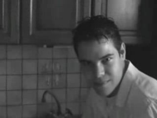 L'expert la tête à l'envers