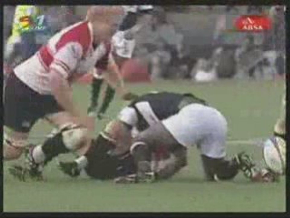 Huge hit from Bobo results in try