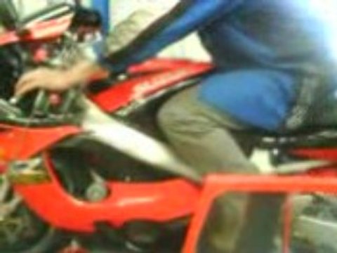 gsxr 750 passage au banc