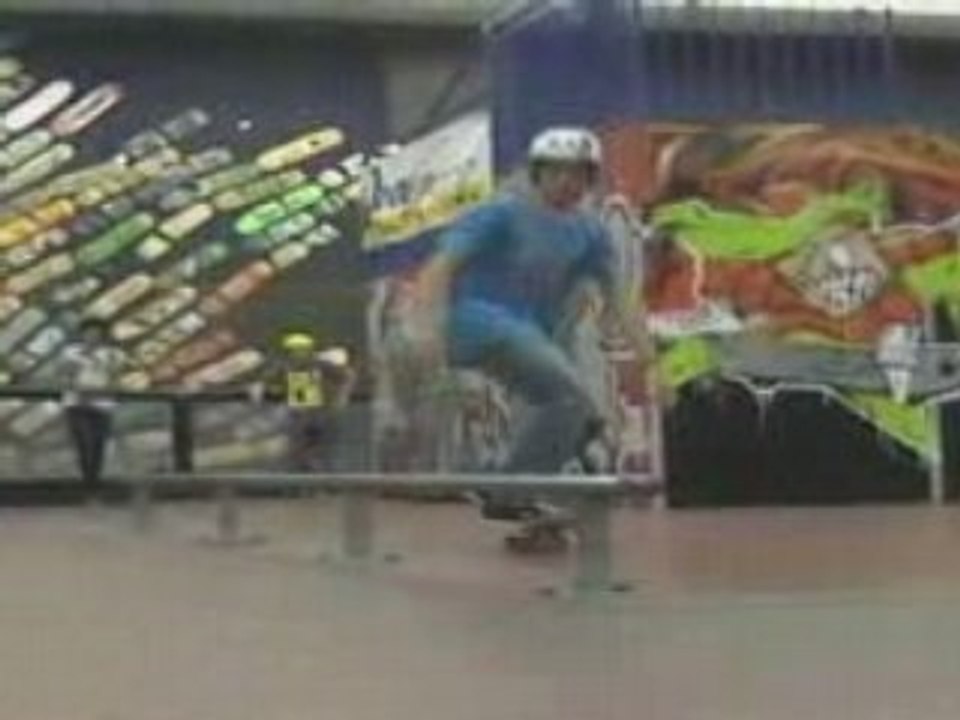 DIJON SKATEBOARD FINI