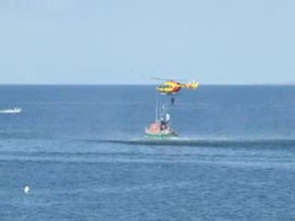 Hélitreuillage Plage Des Grands Sables