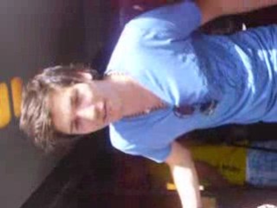 Quentin a Valence dans le train