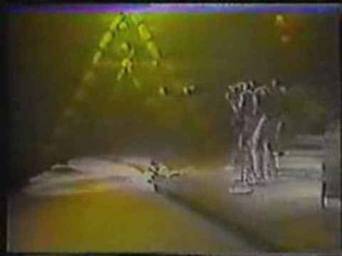 Michael Jackson - Don't Stop Till You Get Enough (Live 1979)