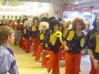 BIENNALE DE LA DANSE DANS LES TEMPS GALERIES LAFAYETTES 4