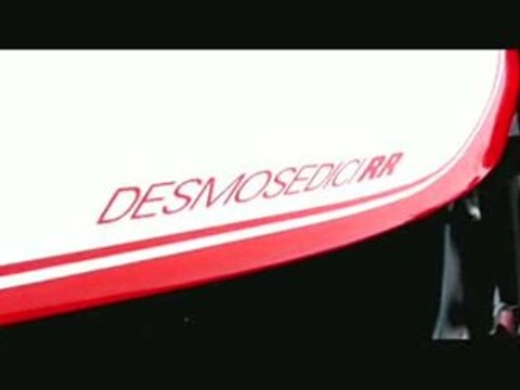 Essai de la Ducati Desmosedici RR (D16)