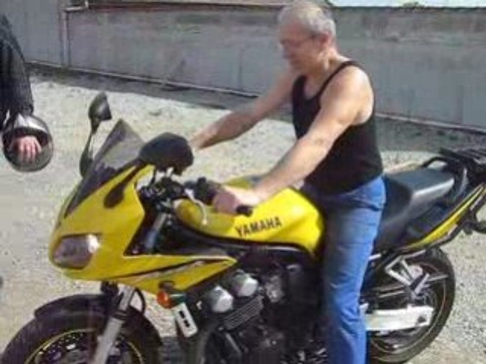 Fernand test le Fazer