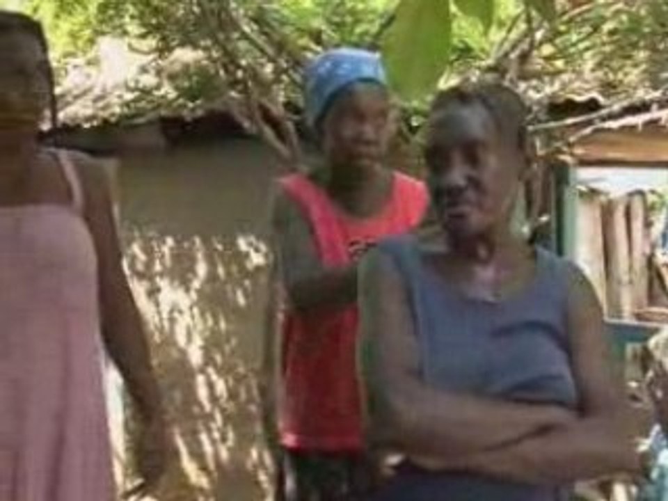 Pompiers français à Cabaret (Haïti)
