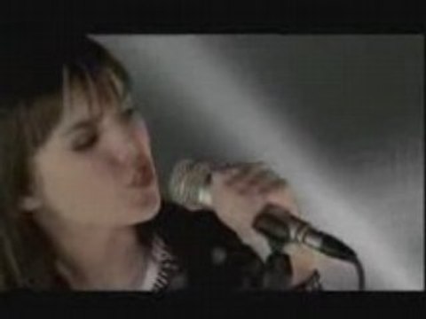 Ewa Farna - Bozi Mlejny Melou - Videoclip