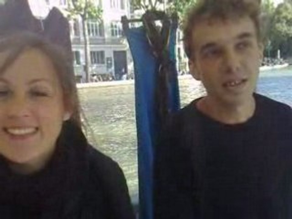 Tout le monde dehors - Bérénice dehors