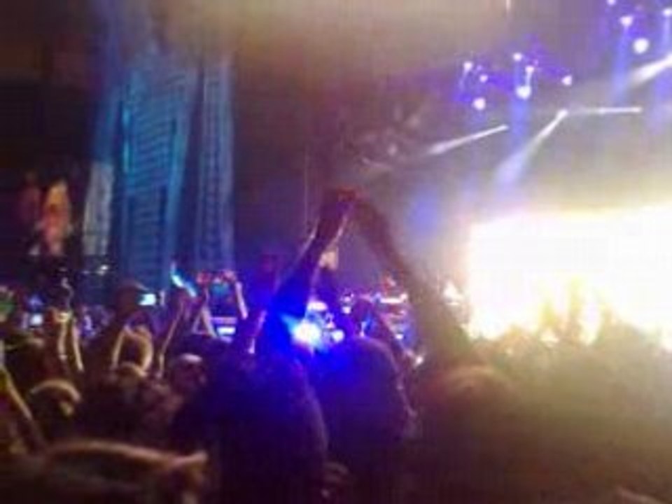 MADONNA"MILES AWAY" - Stade de France 20/09/2008