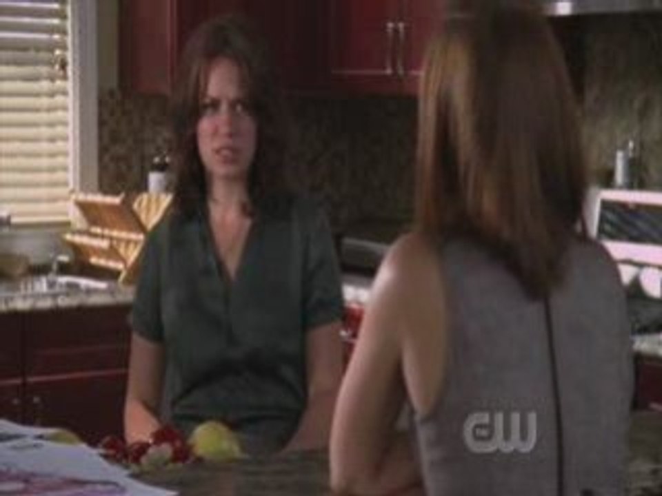 One Tree Hill 6x04 Haley and Brooke Scene