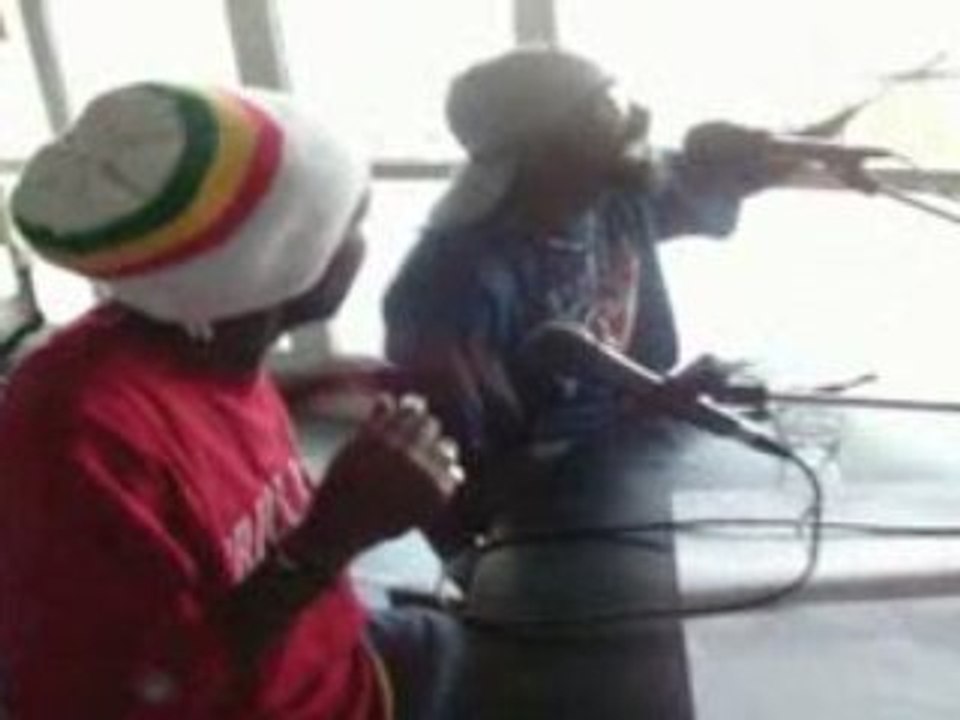 frestyle smodem and amiral ala radio