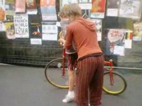 festival d'arts de rue (aurillac 08), drôle de vélos