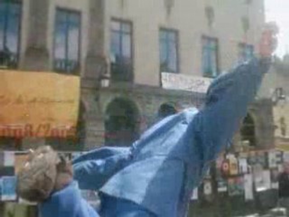 festival d'arts de rue à aurillac 2008, un drôle d'homme