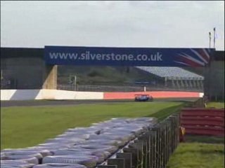2008 Silverstone hybride peugeot 908 HY