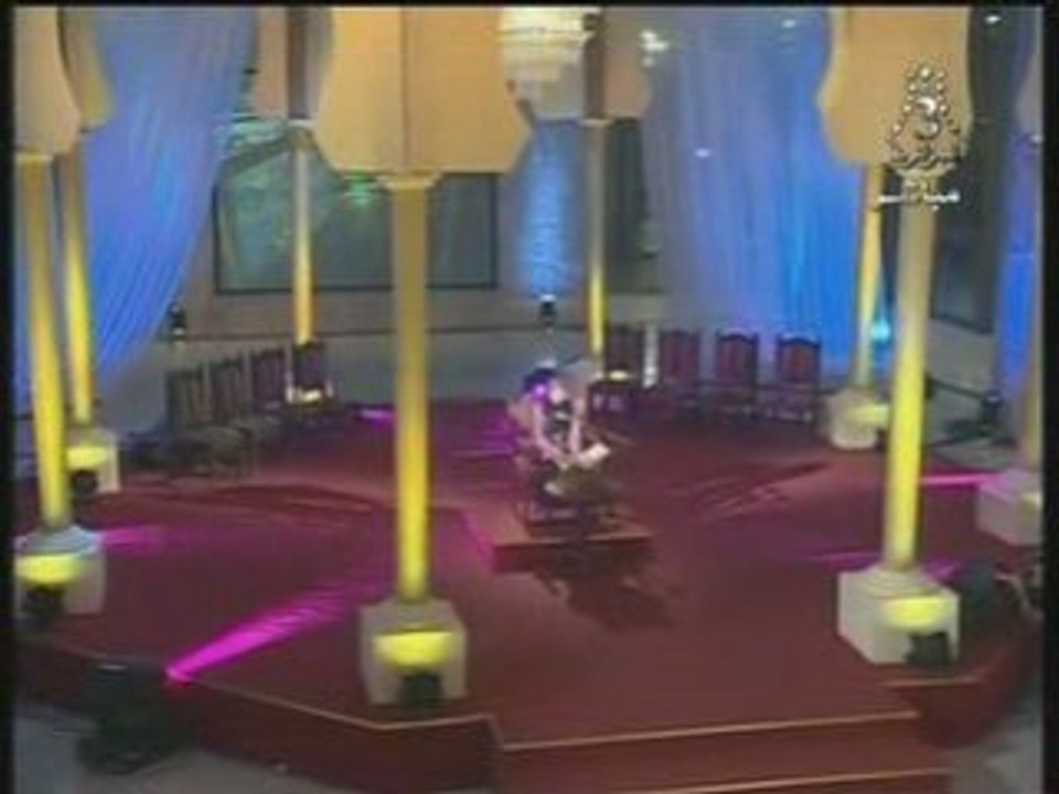 Fille de 10 ans d'Algérie qui récit du coran Macha Allah