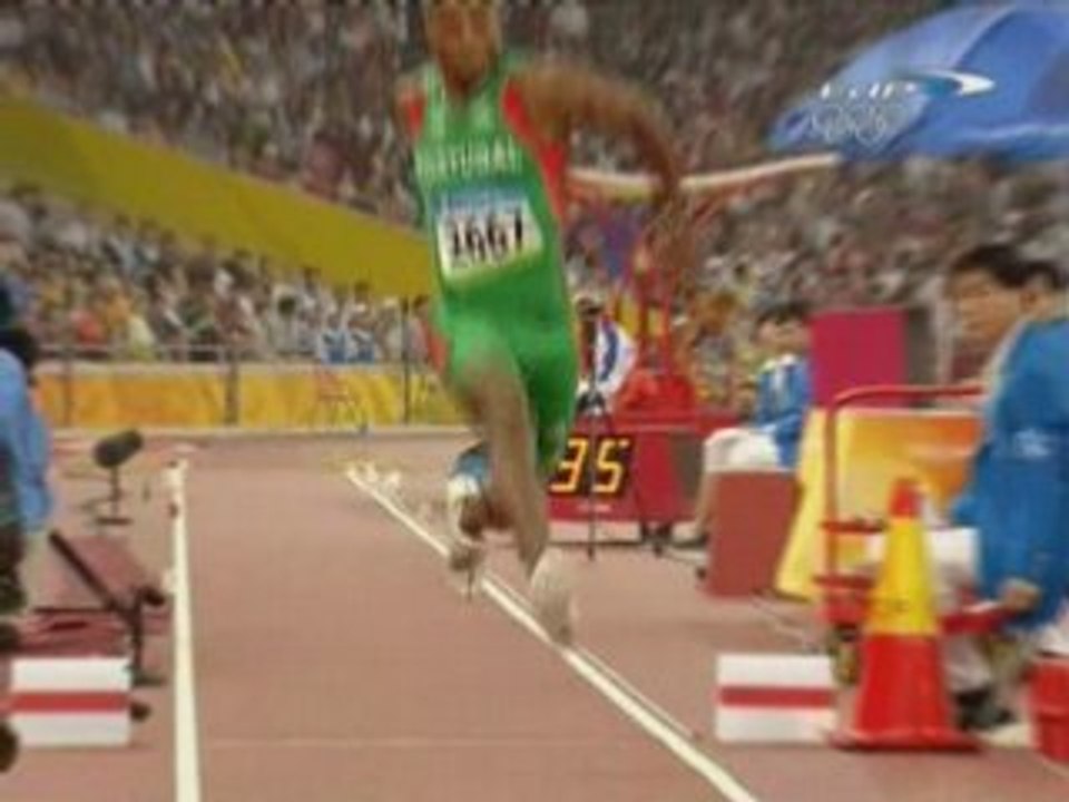 2008 beijing OG- Men Triple jump (Nelson Evora) - Slow