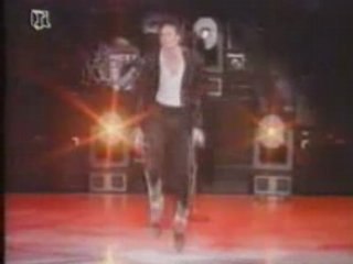 Michael Jackson - Billie Jean (Cologne 1992)