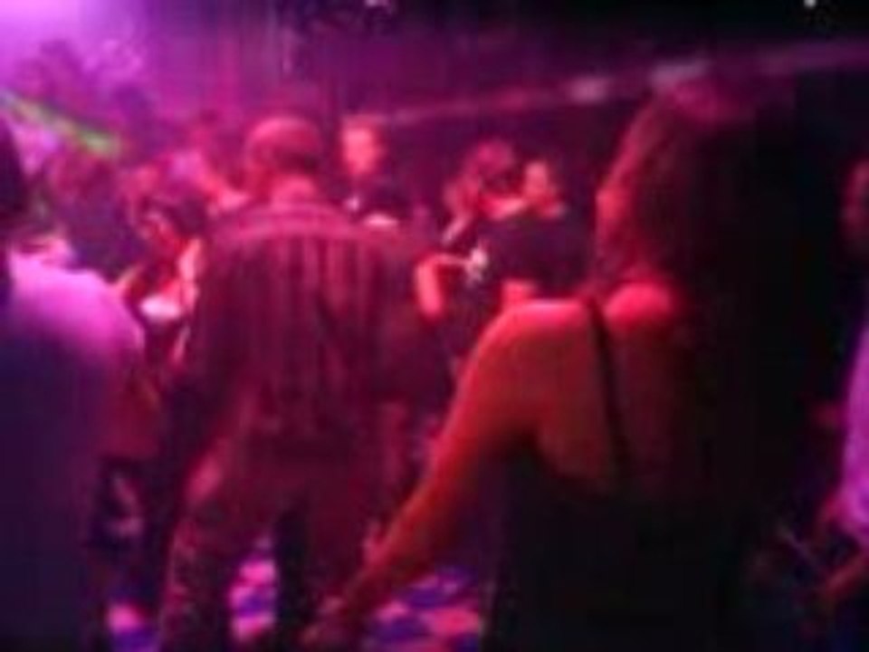 Metro 3 video nothing elles matters