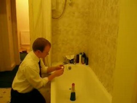 How to have fun... kinder egg rocket#2