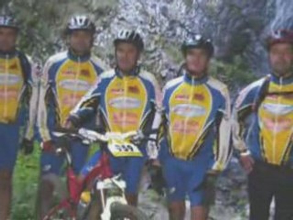 VTT au pays des Volcans