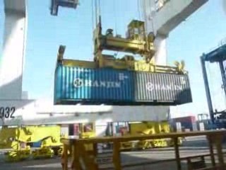 Les pubs sur le port!