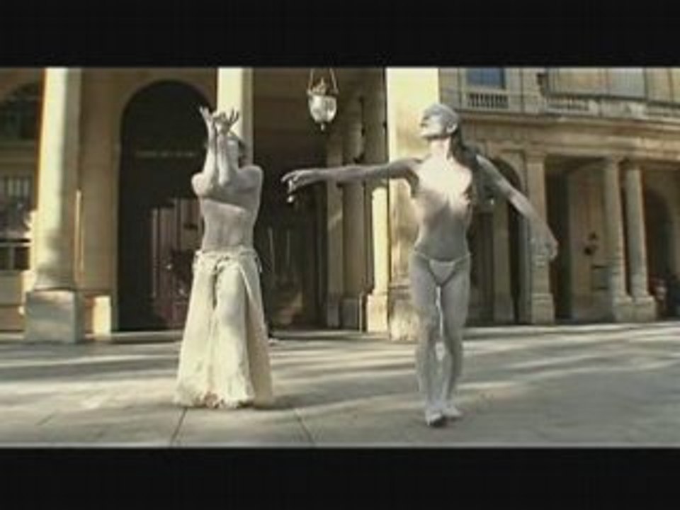 contact juggling & butoh