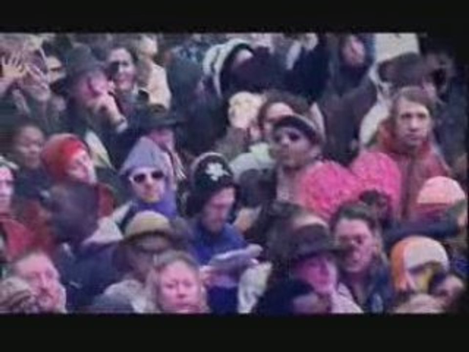 Grace Jones - Slave To The Rhythm