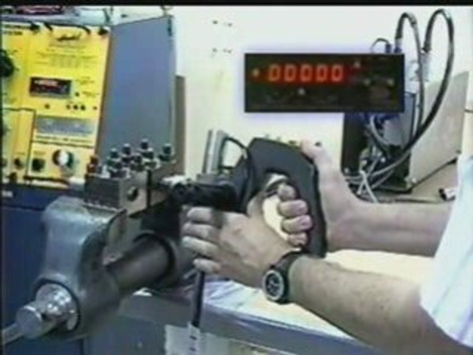 Hydraulic tube expansion