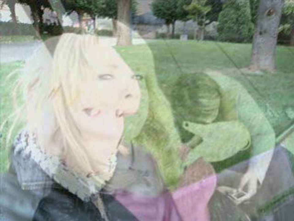 Doudiie ,, Biitty ,, Siistah' &' Moii