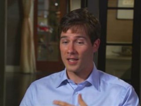 Brothers & Sisters 3.01 - Luke MacFarlane - Soundbyte 01