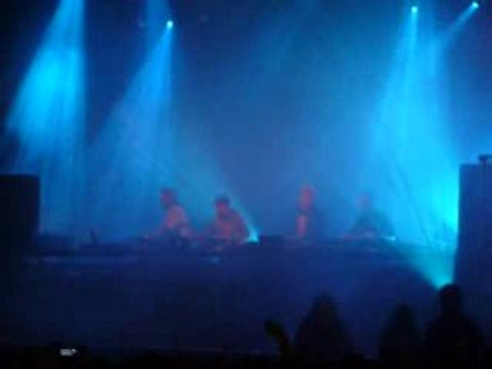 Birdy nam nam (live festival de dour 2008)