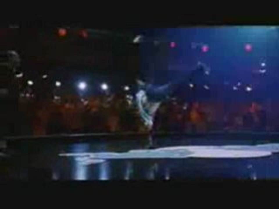 Lilou_vs_Benny_-_Red_Bull_BC_One_2007_-_DVD_Quality