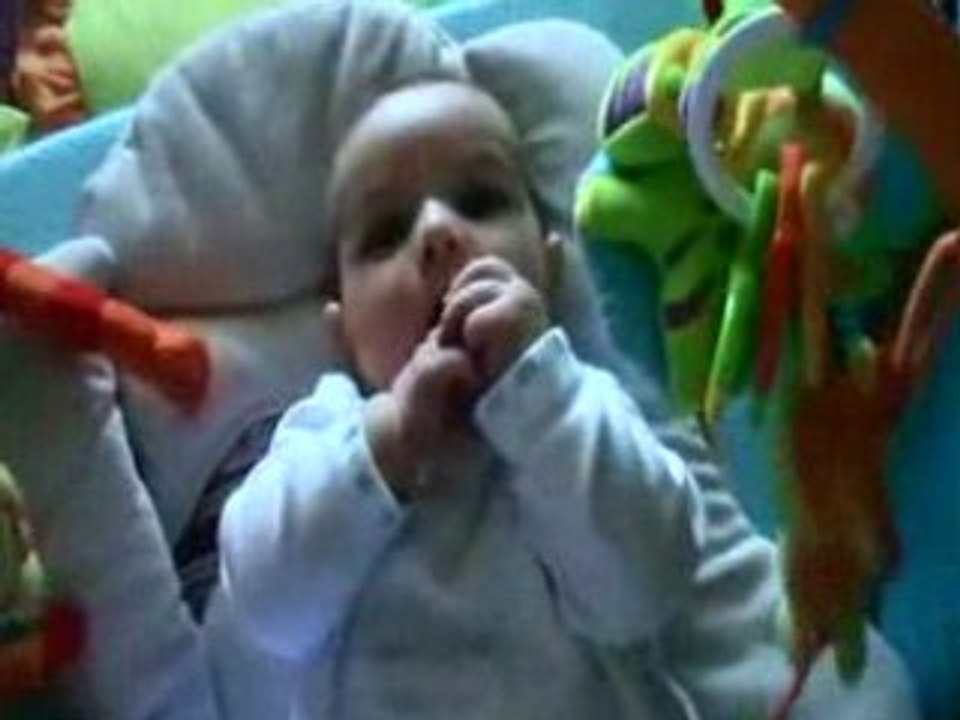 Victor et sa boule bleue