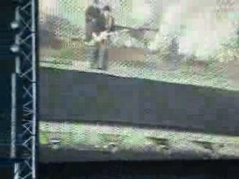 Solo de Mathieu Chedid - vieilles charrues 08