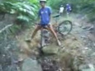 descente en velo !!! sa a l'air dur