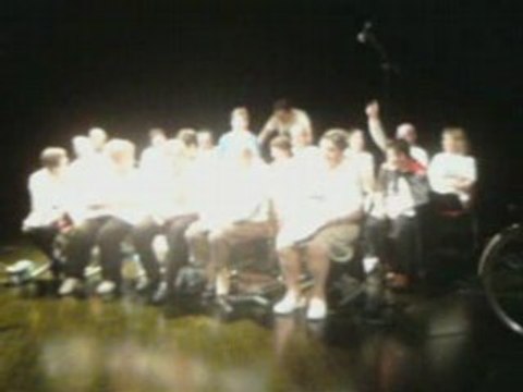 Le Spectacle CABARET Au theatre du cloitre a BELLAC (87)