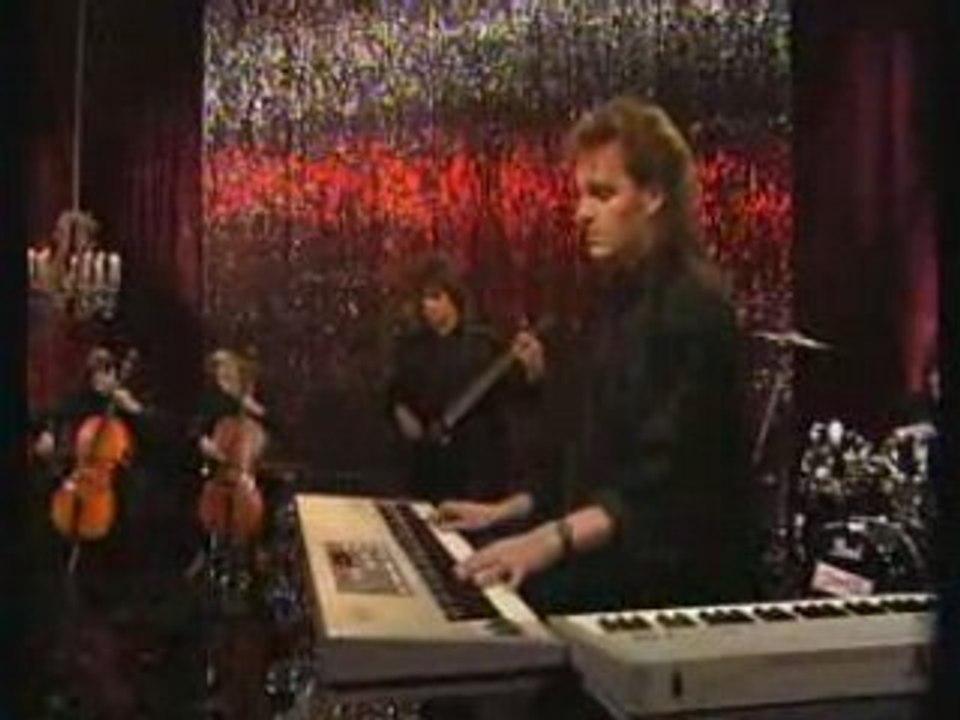 SANDRA   LOREEN   CULT OLDIE GEIL POP 80 KUSCHEL