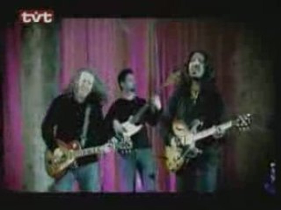 Opuz - Dağlar klip Yep Yeni 2008