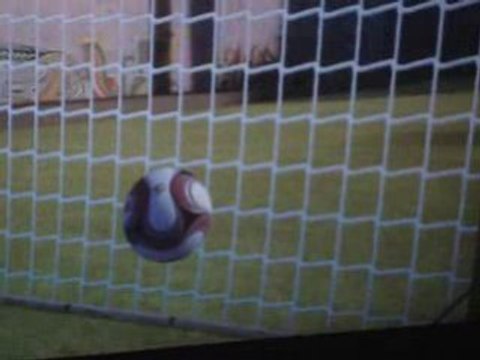 fifa 09 coup franc en lucarne